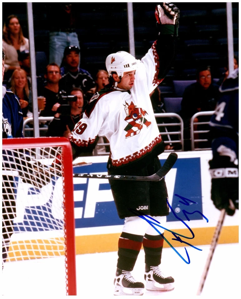 Arizona Coyotes Travis Green Firmado Autografiado 8x10 Imagen F Foto 1 de 1