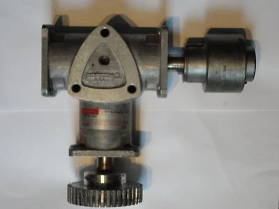 Reductor de velocidad Boston Gear Foto 1 de 4