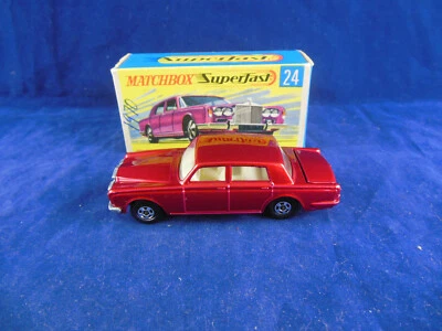 Raro Matchbox Superfast MB 24 a Rolls Royce Silver Shadow en rojo, ruedas estrechas  Foto 1 de 4