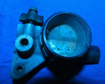 1973-76 Kawasaki Z1 900 KZ900 +Outros, Front Master Cyl Body pn# 43016-002 - Imagem 1 de 4