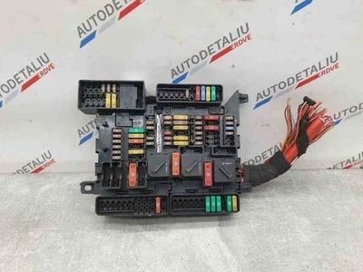 BMW 2 Gran Tourer F46 Bloc de Fusible 9360501 61149360501 2.00 Diesel 32247047 - Immagine 1 di 4