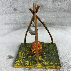 Vintage Putz Kochfeuer mit Topf Holzrahmen 30er Jahre Made in Germany signiert - Bild 1 von 6