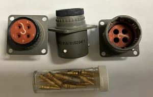 Amphenol Steckverbinder M81511/01ED04P1. NSN 5935-00-224-7870, Nos. - Bild 1 von 2
