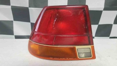 Luz trasera izquierda del conductor 97 98 99 SATURN Sl1 Sl2 sedán izquierda izquierda izquierda Foto 1 de 4