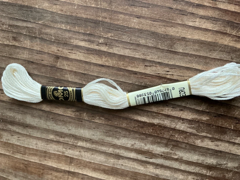 DMC Floss 1 Skein #712 ecru  (#25 8.7yds 6-Stranded 100% Cotton) - Image 1 of 1