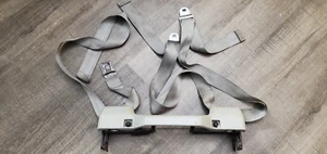 K5 JIMMY BLAZER SUBURBAN 73-87 (88-91) OEM CHEVROLET GMC pestillo de tercer asiento trasero - Imagen 1 de 5