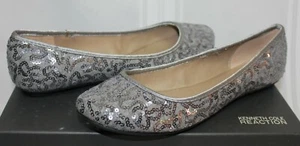 Kenneth Cole REACTION Slip Gloss Ballet Flats Silver Fabric Sequin New With Box - Picture 1 of 5
