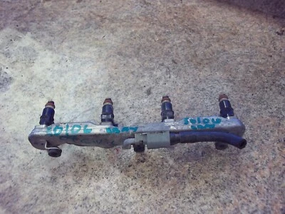 Riel de inyección de combustible Honda Civic 09-14 Fit 2006-2011 con 4 inyectores OEM Foto 1 de 4