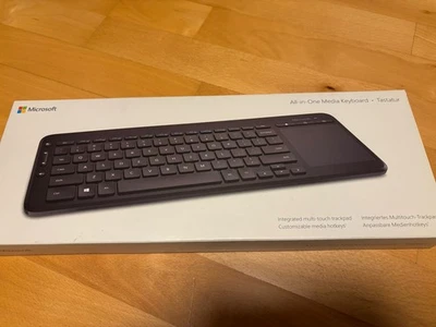 Microsoft All-in-One Media Keyboard Tastatur mit Trackpad QWERTZ Selten Benutzt - Bild 1 von 4