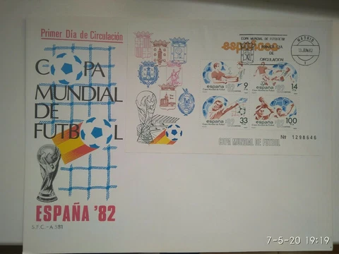 FIRST DAY ENVELOPES SPAIN 82 PAIR OF BLOCK SHEETS WITH DIFFERENT COATS OF Cover