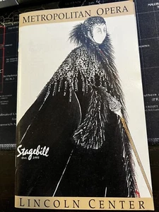 Stagebill - Metropolitan Opera - Lincoln Center - October 1995 - Aida - Picture 1 of 2