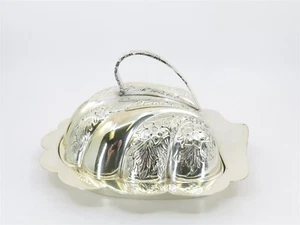Antique Barker Brothers Lidded Shell Silverplated Cheese Butter Condiment Dish - Picture 1 of 8