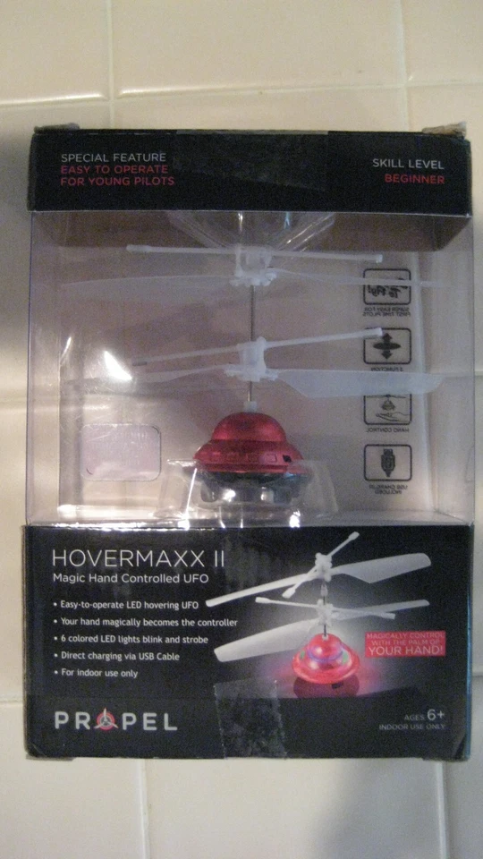 Propel Hovermaxx II Magic Hand Controlled UFO 6 Colored LED Lights Blink/Strobe - Image 1 of 3