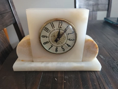 Onyx/Marble Desk Clock Lanshire Movement (Electric) Cover