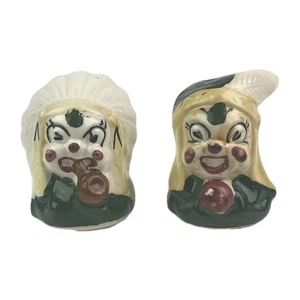 Indianer Indianer Salz & Pfefferstreuer Chief mit Pfeife & Mrs. Set 2" Vintage - Bild 1 von 7