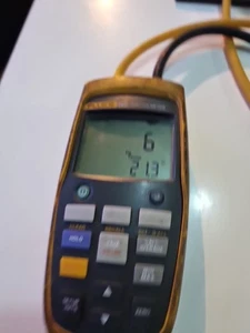FLUKE 922 AIRFLOW METER . Need CALIBRATION.  - Picture 1 of 3