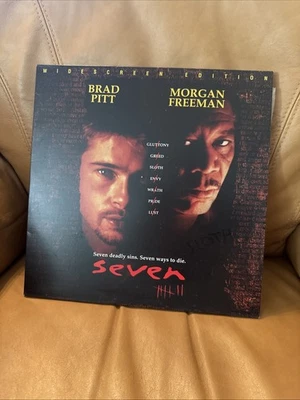 💿 SEVEN Laserdisc (New Line:1995) Widescreen 3 Sides Brad Pitt Morgan Freeman - Image 1 of 4