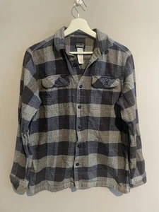 Patagonia Shirt Mens Small Blue Gray Plaid Organic Cotton Outdoors Hike Camp - Picture 1 of 6