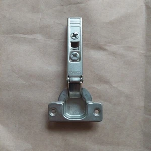 BLUM CABINET HINGE 70T555-01.01 Quick Release Clip-On Style - NO BASEPLATE - Picture 1 of 7