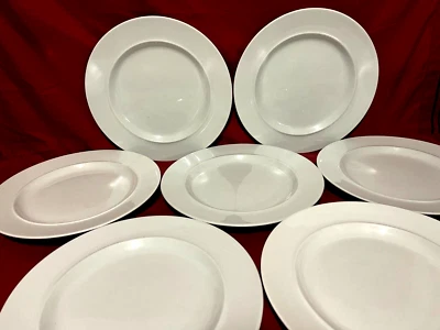 Juego de 7 platos de cena con borde Dansk International Designs totalmente blancos 11" Portugal Foto 1 de 2