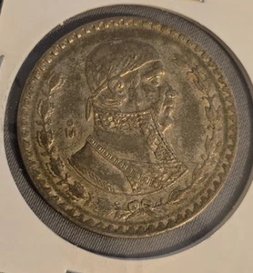 1958 MO $1 Mexico SILVER One Un 1 Peso Circulated edge lettering Morelos coin - Picture 1 of 2