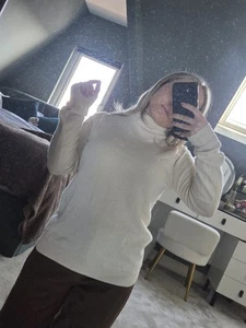UNIQLO Cream 100% Cashmere Ecru Jumper Sweater Size Medium - Picture 1 of 5