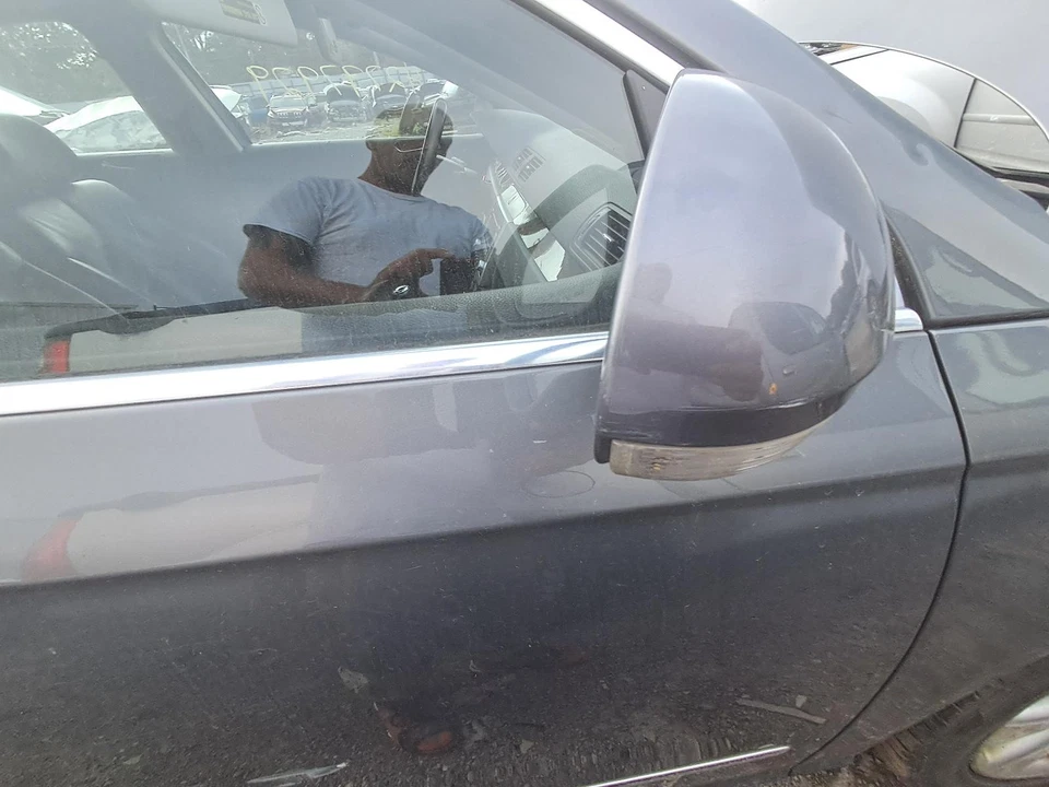 二手右门镜 适合:2007 年 大众 Passat Power 带内存可选 6XG 右 — 第 1/4 张图片