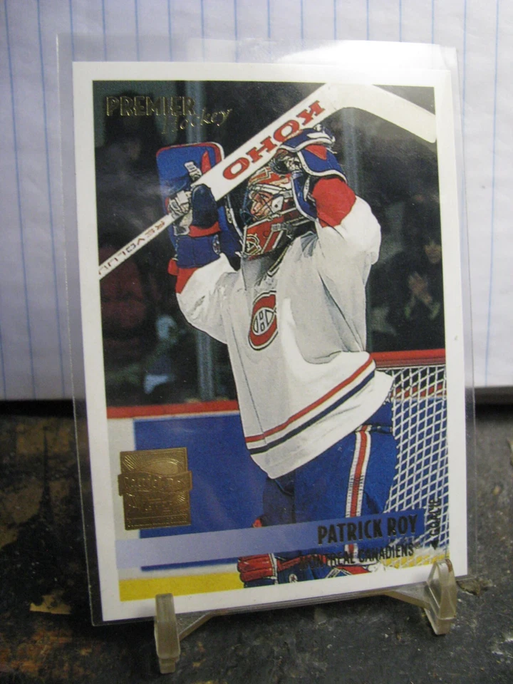 2002-03 Topps Chrome Patrick Roy Reprints #9 1994-95 Topps Premier Canadiens - Image 1 of 1