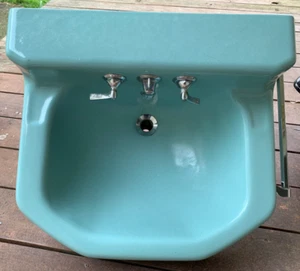Kohler RARE SPRUCE GREEN Wall Mount/Hung Cast Iron Lav Sink 1951 Vintage Antique - Picture 1 of 6