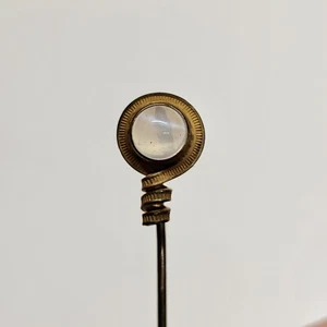 PIN PALO SOMBRERO ORO AMARILLO 10K VINTAGE CON UNA PIEDRA COLOR ÓPALO - Imagen 1 de 3