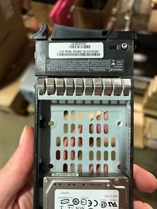 300GB 6GB SAS 10K 2.5 (FRU 00Y2682) 85Y5862-06-CT - Picture 1 of 3