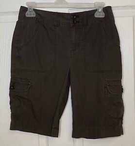 Bass Womens Shorts Size 2 Dark Brown Khaki Cargo Hiking Outdoor  Back Pockets