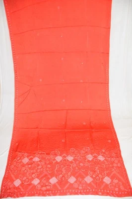 Sari de diseño floral tradicional lentejuelas bordado trabajo rojo pura seda Foto 1 de 4