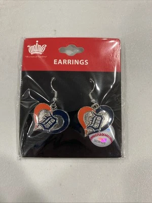 Detroit Tigers Baseball Team Logo MLB Heart Swirl Charm Dangle Earrings Set NEW - Image 1 of 2