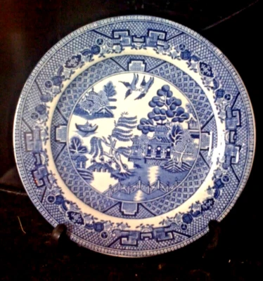 VINTAGE 1930's M R MIDWINTER WILLOW 7 INCH SIDE/TEA PLATE BLUE & WHITE EXC - Image 1 of 3