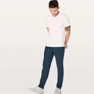 Pantalón Lululemon Commission Slim *Warpstreme 32" / True Navy / Talla 34 - Imagen 1 de 12