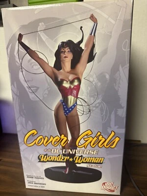 Wonder Woman Statue Cover Girls of the DC Universe Adam Hughes 2009 137/5000 New - Image 1 of 3