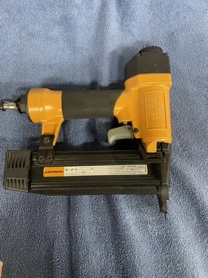Bostitch SB-1850BN 18-Gauge Pneumatic Brad Nailer 5/8"-2" Tested Works - Image 1 of 4