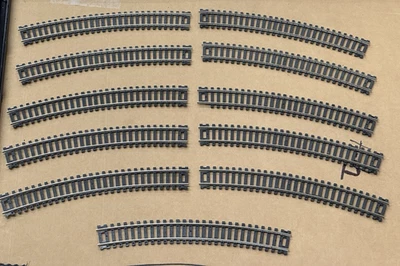 11 PCS OF ATLAS HO  CODE 100  NICKEL SILVER 22" RADIUS SNAP TRACK - $6 SHIP - Image 1 of 3