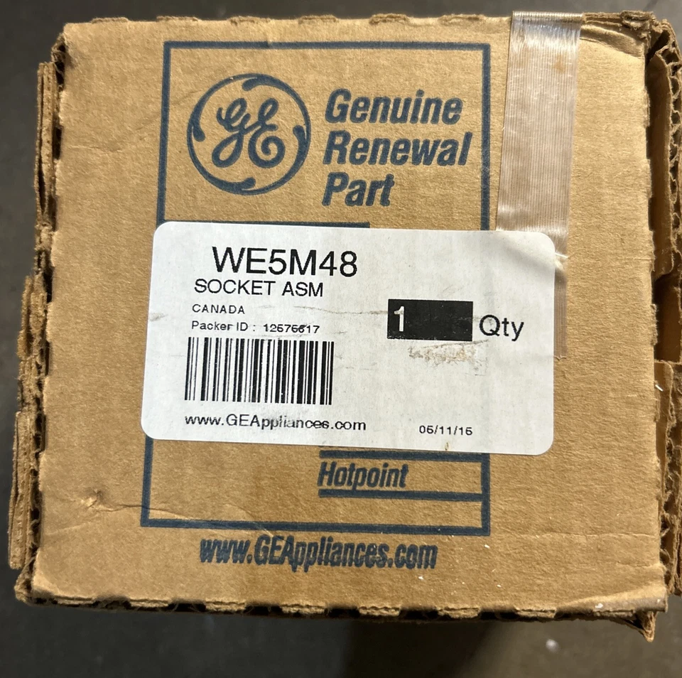 BRAND NEW OEM GE Kenmore WE5M48 Dryer Light Socket | NT78 - Image 1 of 1
