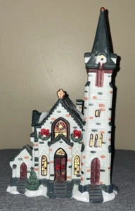2000-Santas Workbench Towne Series "Lord's Chapel" Christmas Village Church Used - Picture 1 of 14