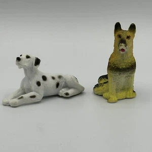"Lote de mini figuras de animales de perro vintage de 2""". Pastor dálmata y alemán. ¡ENVÍO GRATIS! - Imagen 1 de 8