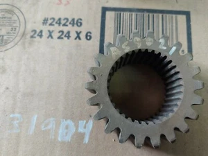 NOS TRACTOR PARTS A59021 GEAR P.T.O. output, 1000 R.P.  1070 1090 970 1170 1175 - Picture 1 of 2