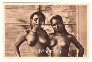 Afrika EINHEIMISCHE NACKTE SCHÖNHEITEN Beauté Indigène * AK um 1930 - Picture 1 of 2