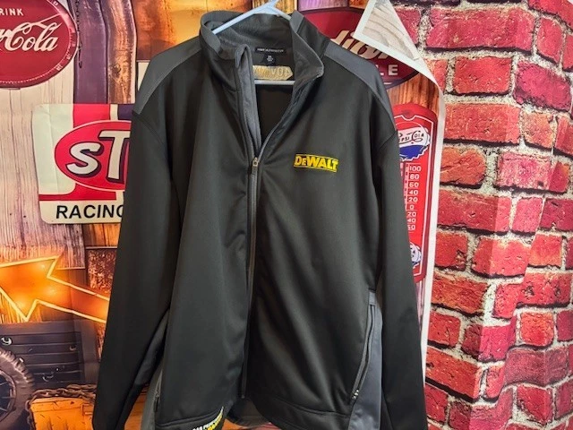 DeWALT Tools Mens Full Zip Jacket Size 2XL - Image 1 of 4