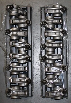 COMP Cams 1321L-1 / 1321R-1 Ultra Pro Magnum Rocker Arm Set (16) - Image 1 of 2