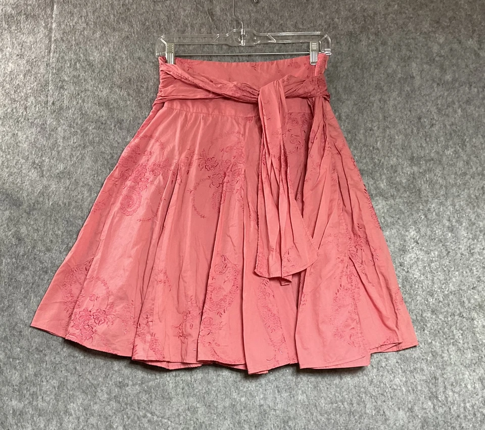 Saia Bebe Feminina Pequena Rosa Bordada com Cinto Casa Completa Boho Feita na França - Imagem 1 de 4