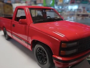 MAISTO 1/24 SCALE 1993 CHEVY 454 SS W/ BLACK CUSTOM WHEELS, NEW NO BOX. - Foto 1 di 14