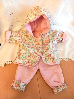 Ensemble manteau et pantalon poupée Corolle - Photo 1/4