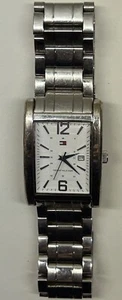 Tommy Hilfiger 30mm Silver Tone Quartz Tank Watch TH142 Working New Batt. - Picture 1 of 8